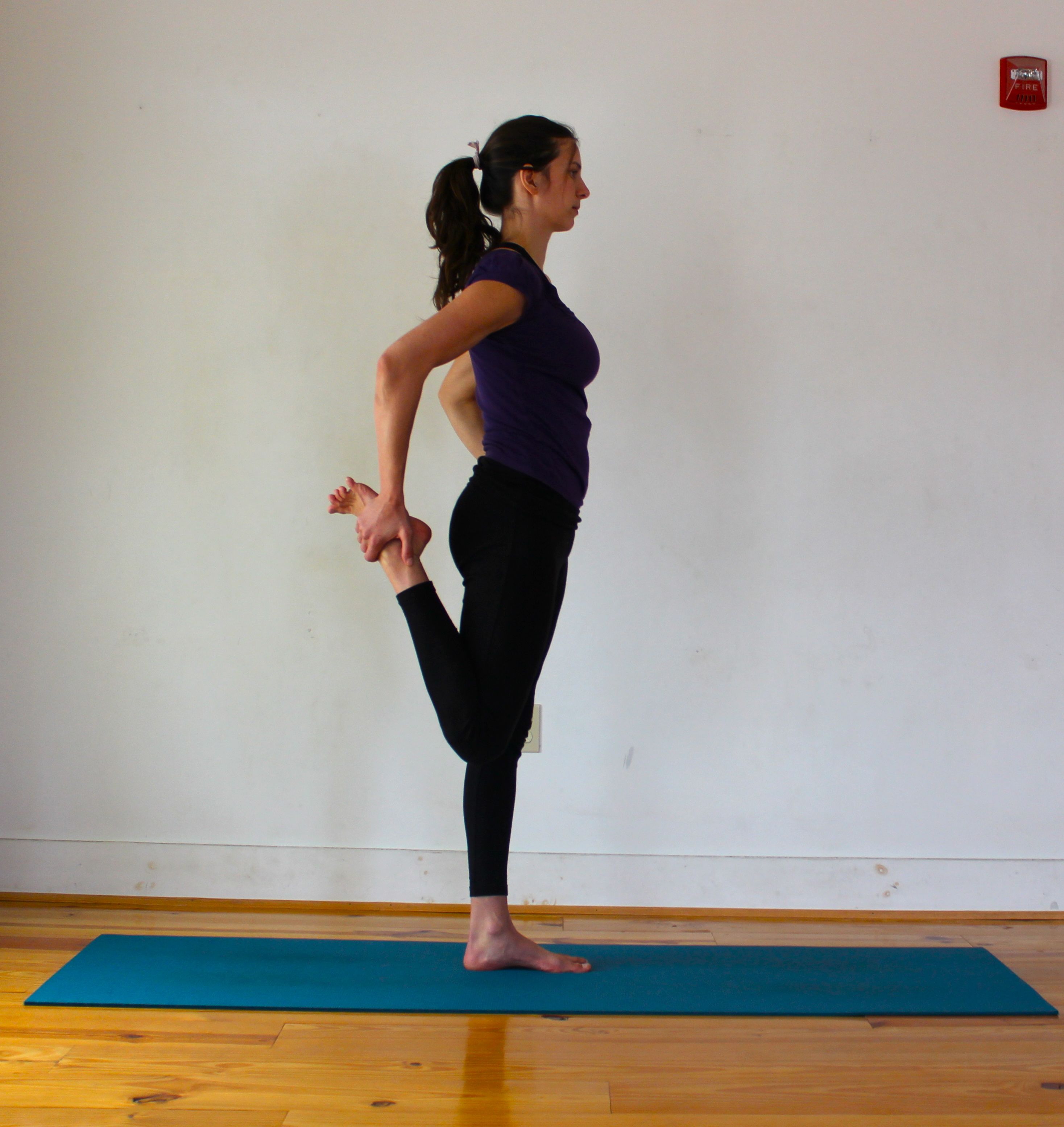 yoga-for-strong-knees-sports-medicine-feb-mar-2013-vermont-sports