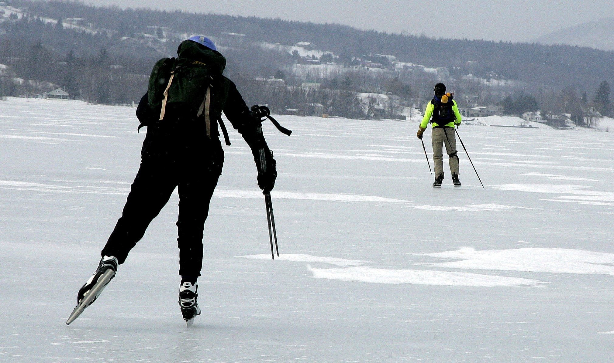 Ice skis